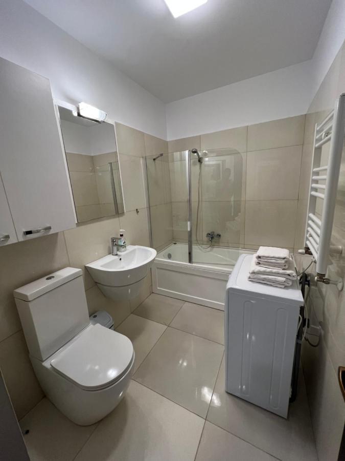 Coroni Studio With Jacuzzi Brasov Exterior photo